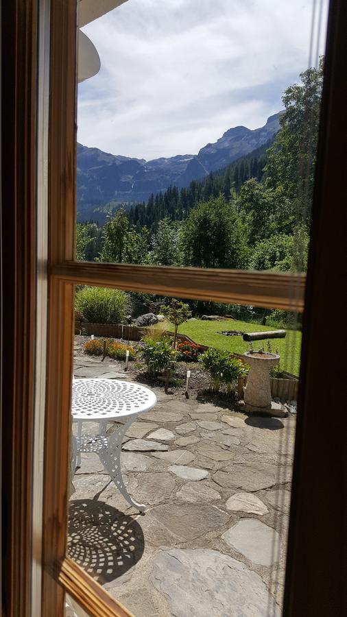 Bed and Breakfast Bergluft Lenk Esterno foto