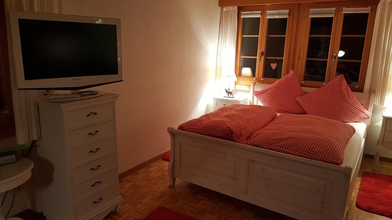 Bed and Breakfast Bergluft Lenk Esterno foto