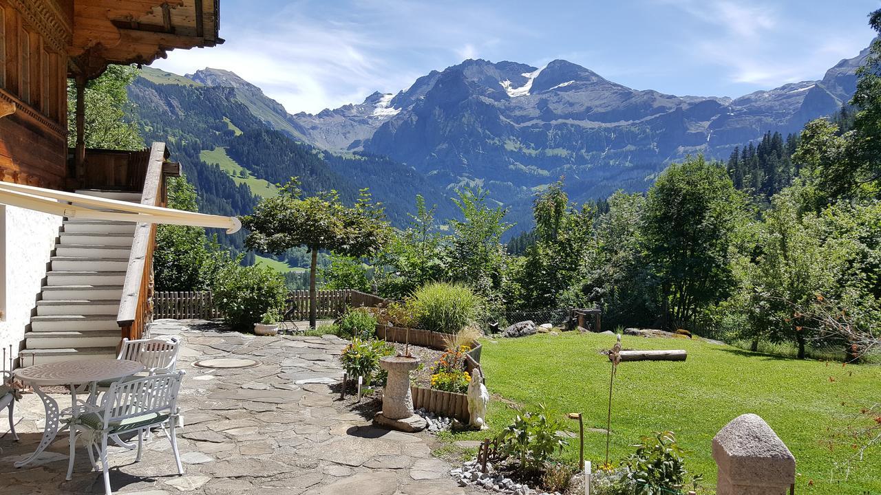Bed and Breakfast Bergluft Lenk Esterno foto